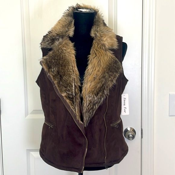 LAL Live A Little Brown Faux Fur Vest Size L - Picture 1 of 6